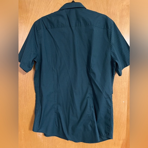 Short sleeved button up - Picture 2 of 3